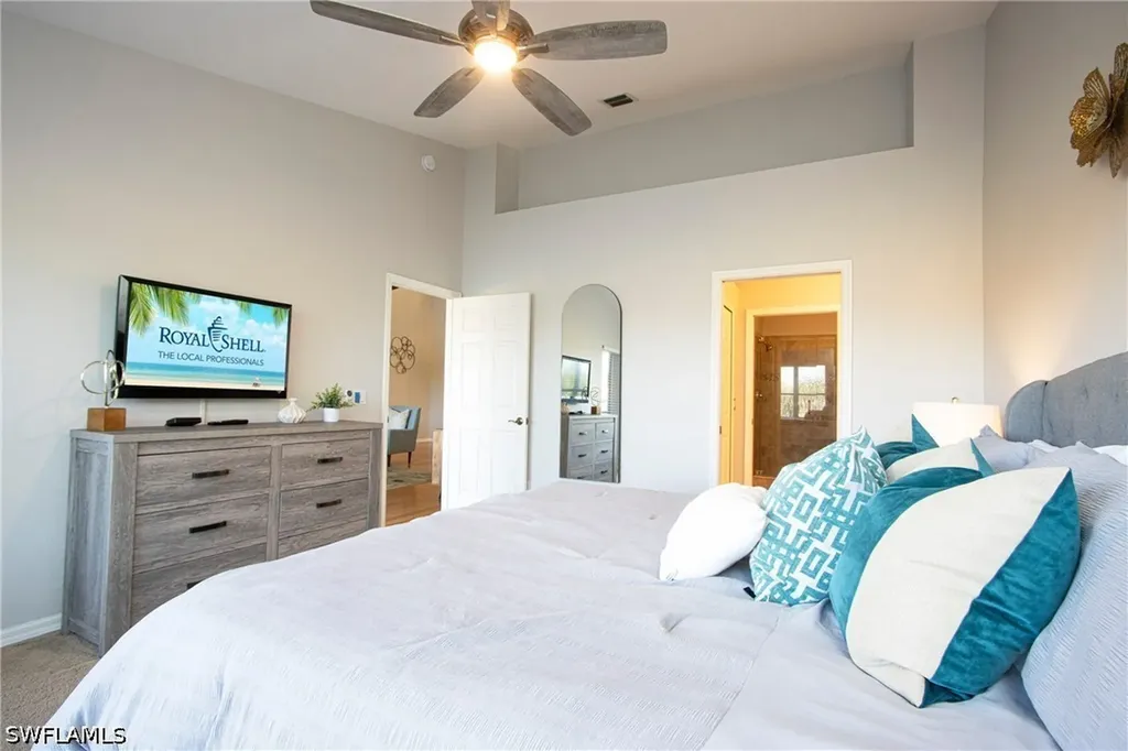 5705 Heron Lane Naples FL 34110