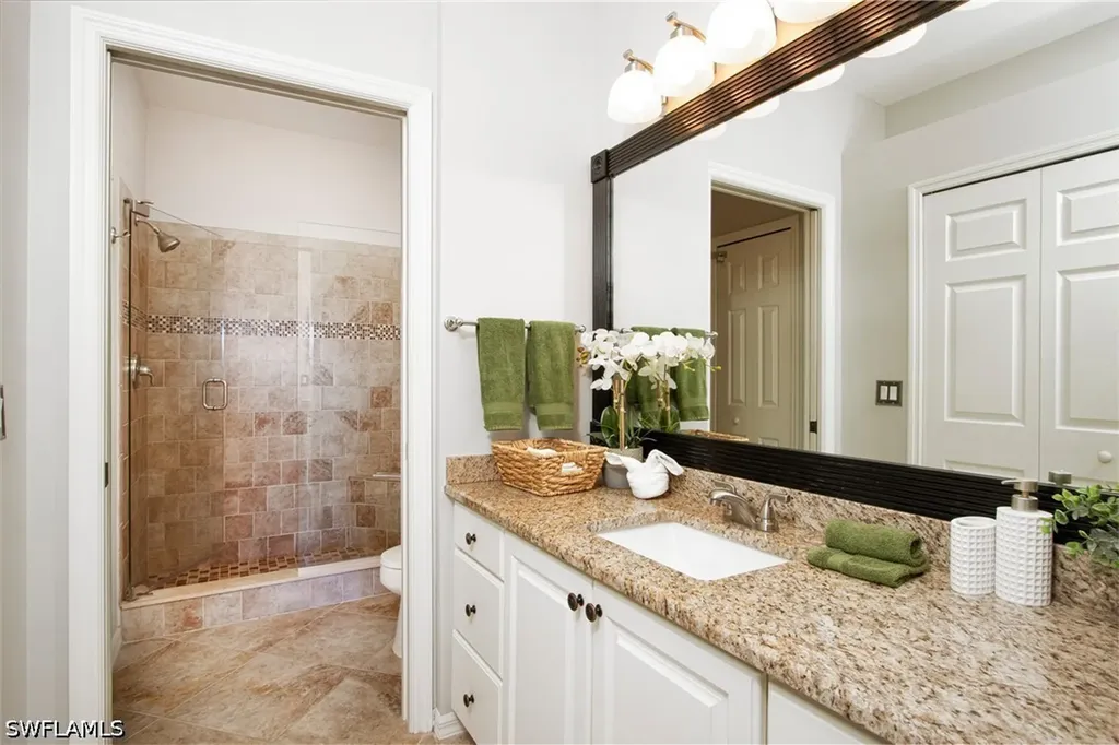5705 Heron Lane Naples FL 34110