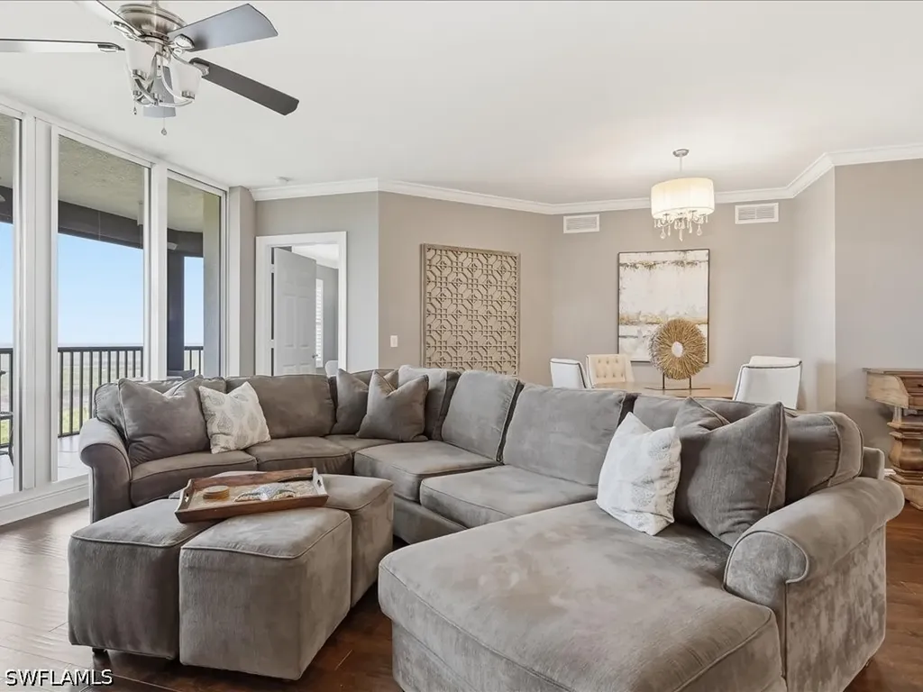 1065 Borghese Lane Naples FL 34114