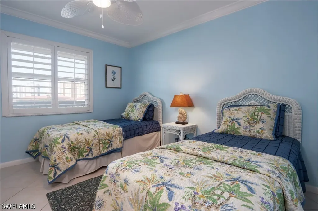 271 Southbay Drive Naples FL 34108