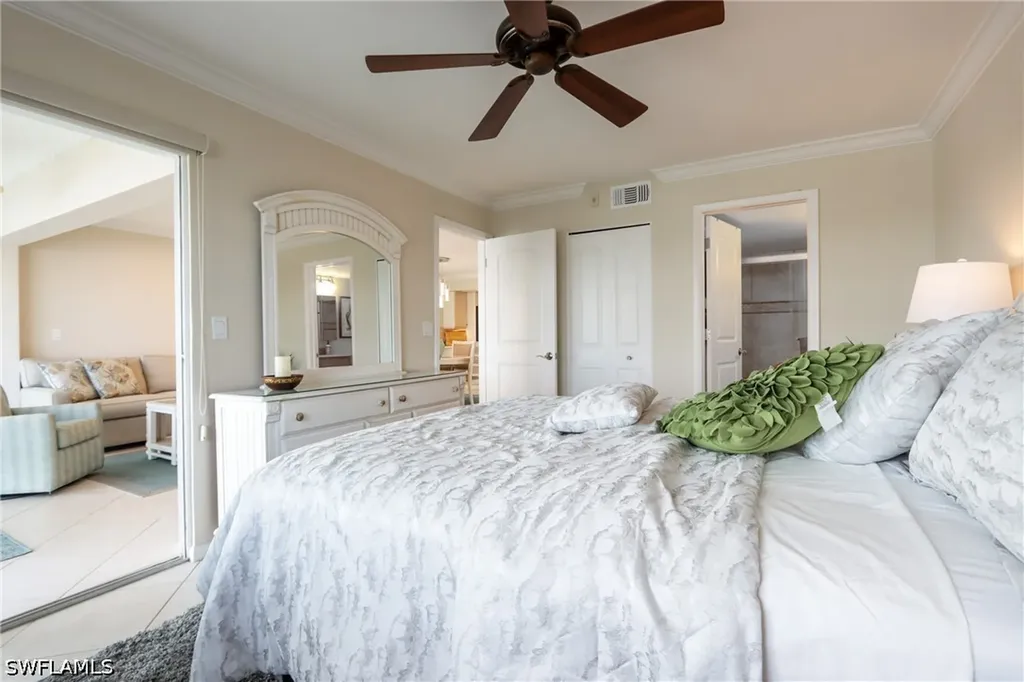 271 Southbay Drive Naples FL 34108