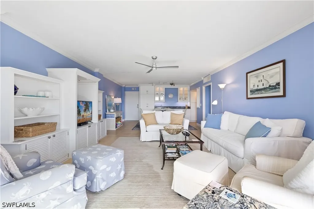 1977 Gulf Shore Boulevard N Naples FL 34102