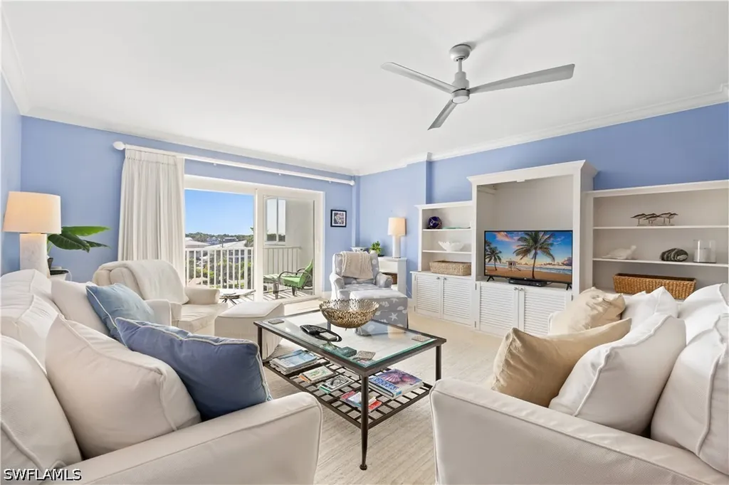 1977 Gulf Shore Boulevard N Naples FL 34102