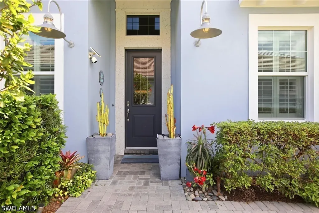 7157 Dominica Drive Naples FL 34113