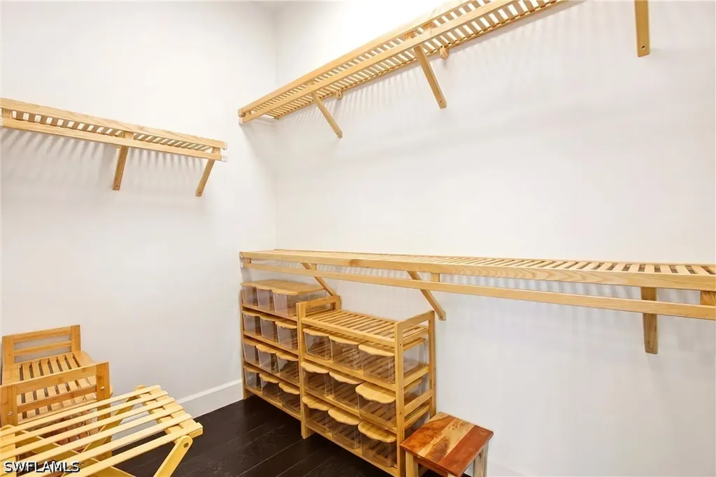 7157 Dominica Drive Naples FL 34113