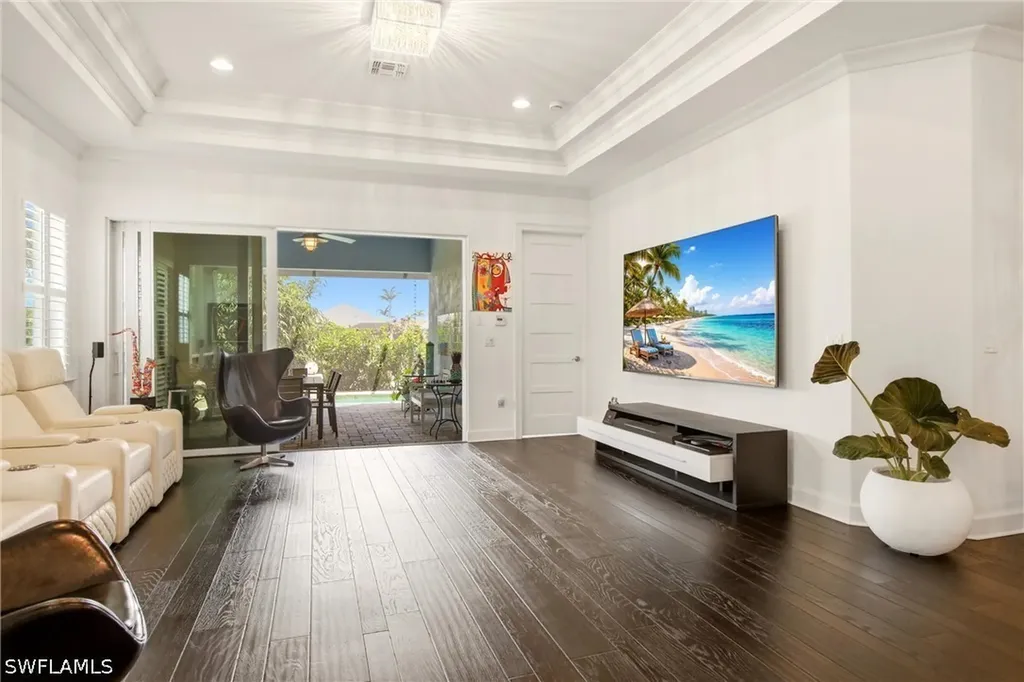 7157 Dominica Drive Naples FL 34113