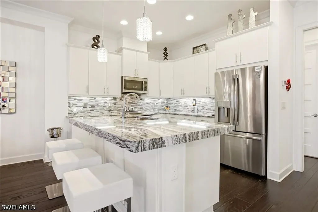 7157 Dominica Drive Naples FL 34113