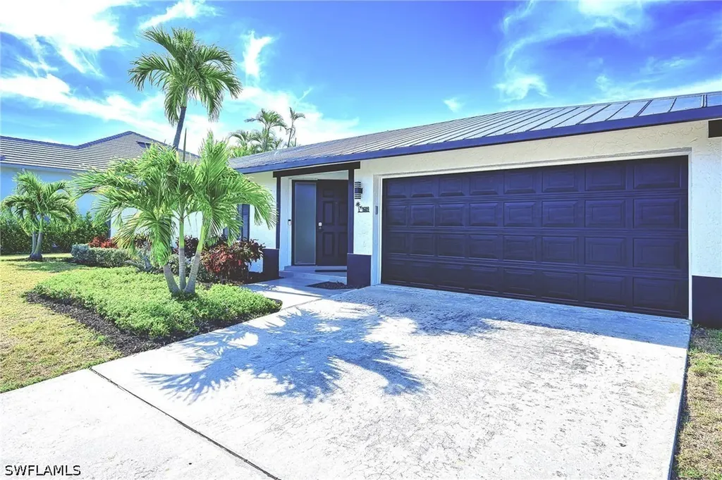 1609 Barbarosa Court Marco Island FL 34145