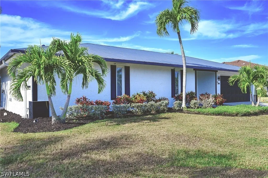 1609 Barbarosa Court Marco Island FL 34145