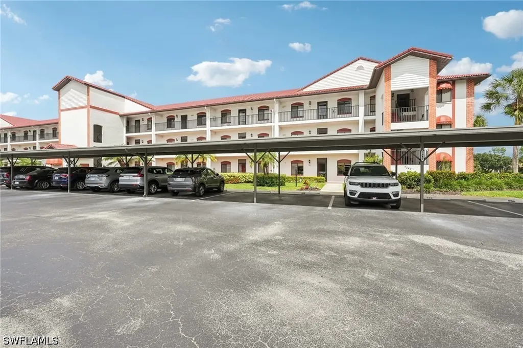 7340 Coventry Court Naples FL 34104