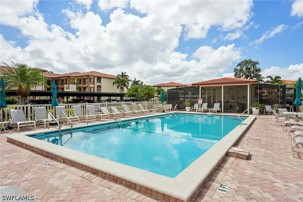 7340 Coventry Court Naples FL 34104