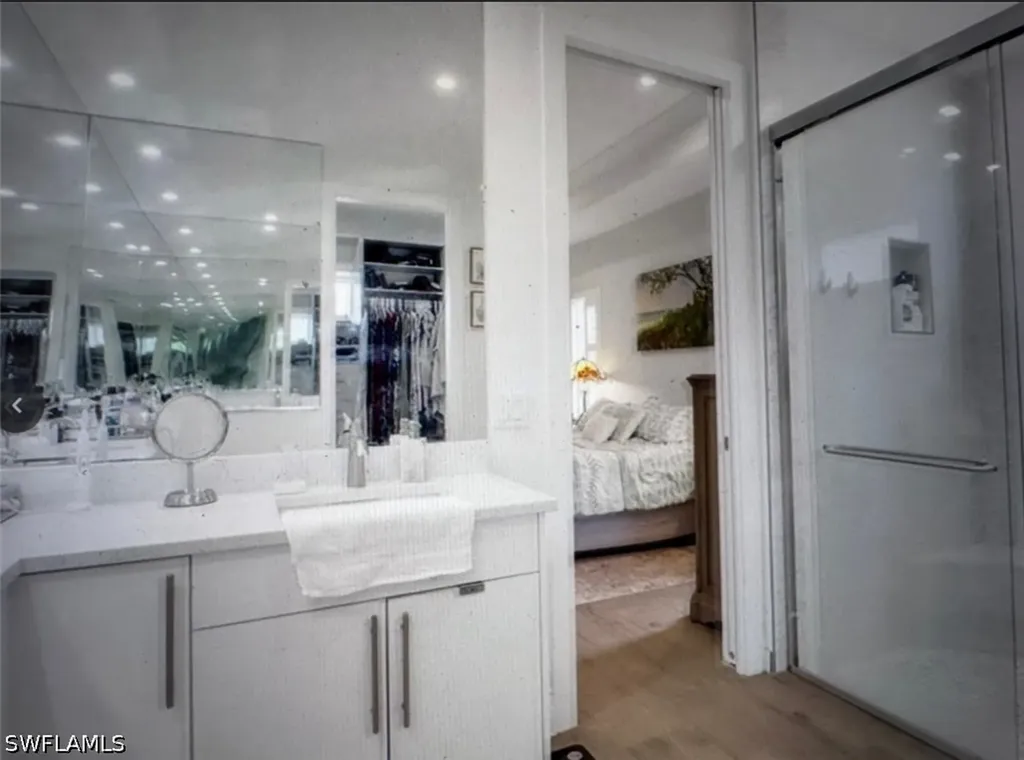 2575 31st Avenue NE Naples FL 34120
