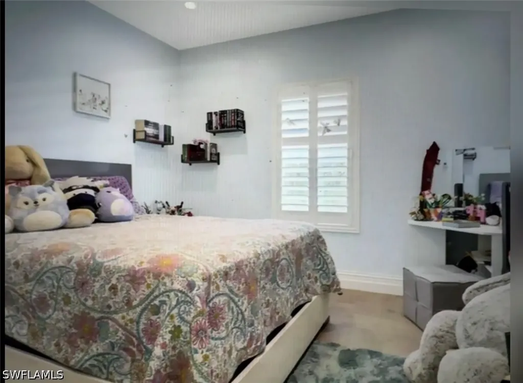 2575 31st Avenue NE Naples FL 34120