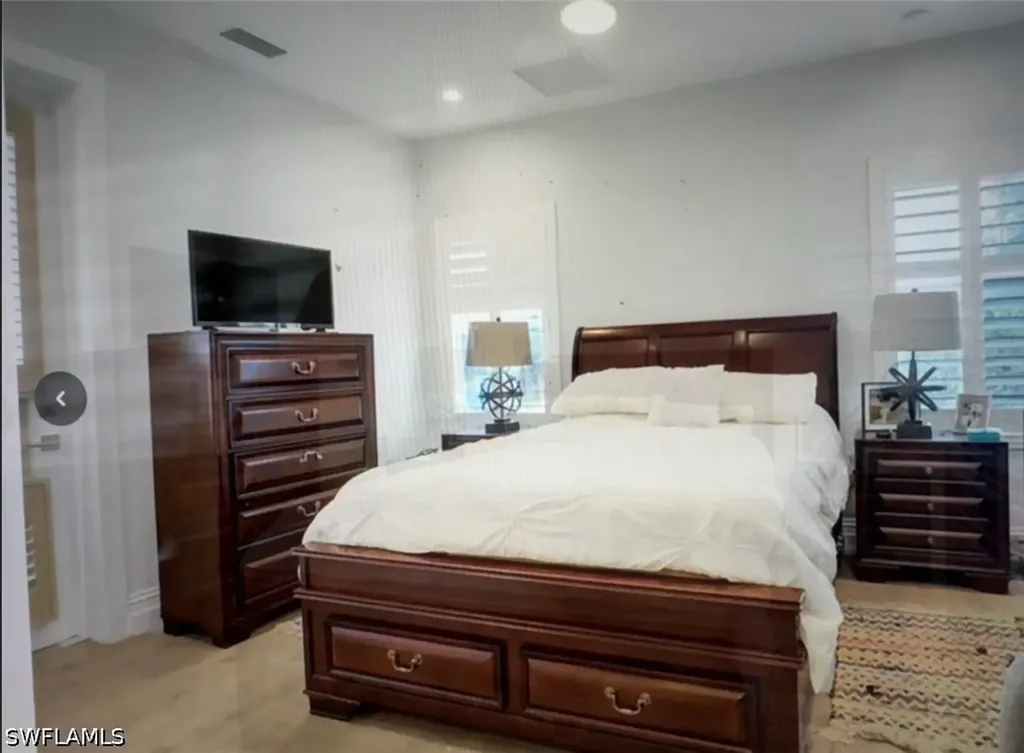 2575 31st Avenue NE Naples FL 34120