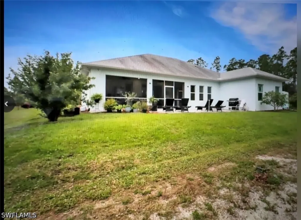 2575 31st Avenue NE Naples FL 34120