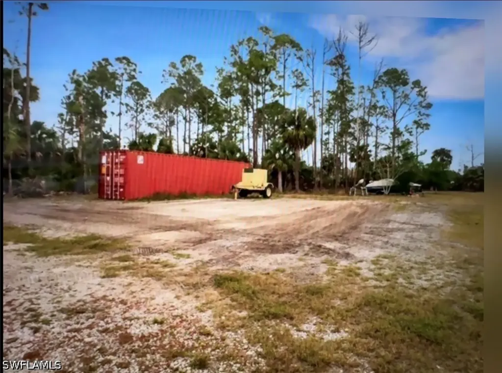 2575 31st Avenue NE Naples FL 34120
