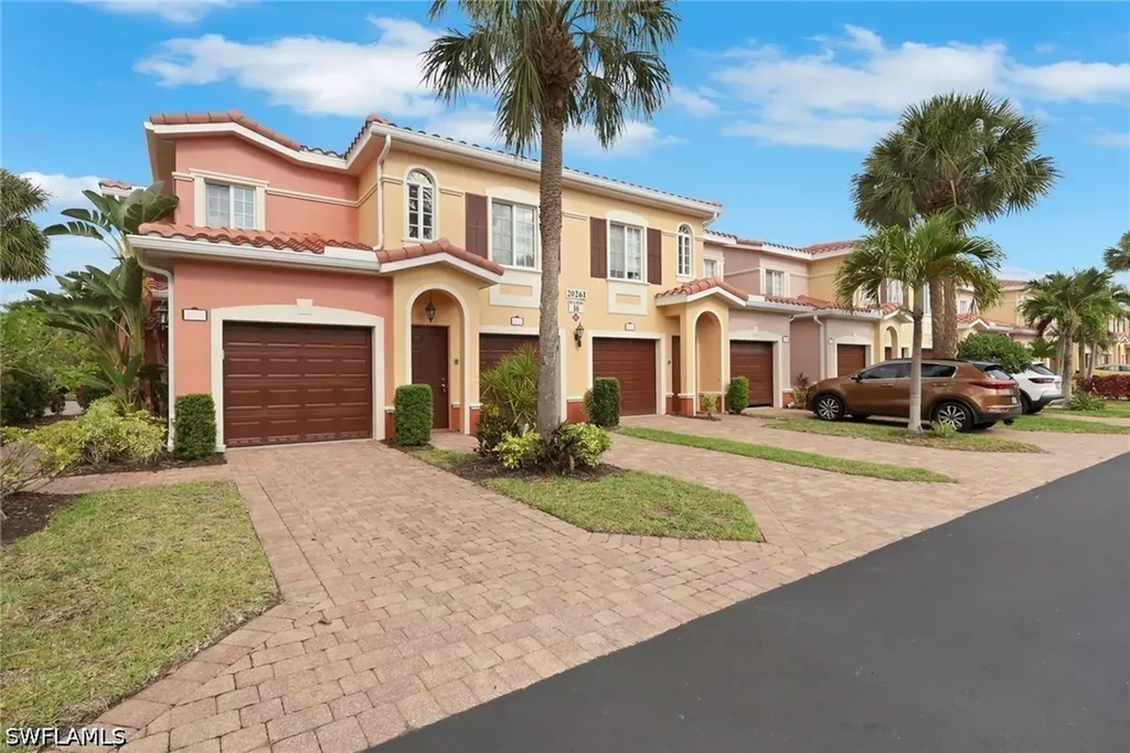 Estero FL, 20261 Estero Gardens Circle, Unit 101