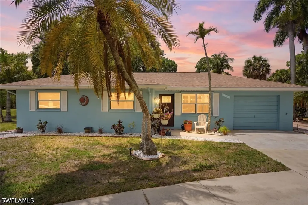 28015 Westbrook Drive Bonita Springs FL 34135