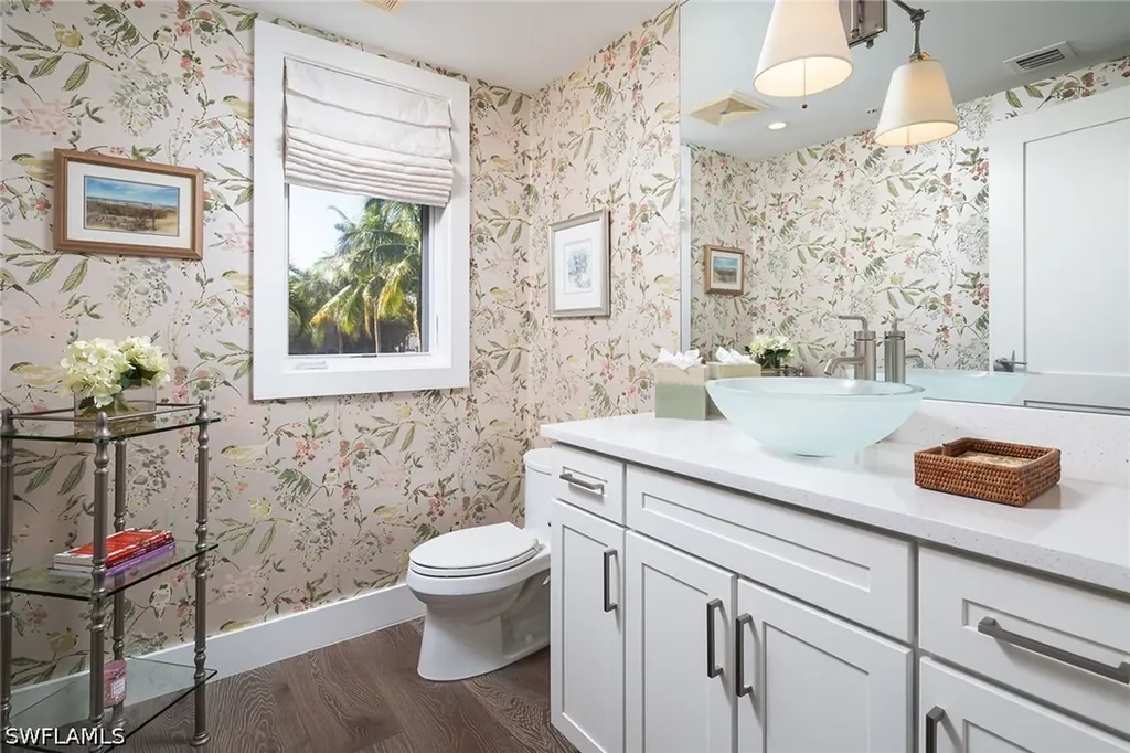 985 8th Avenue S Naples FL 34102