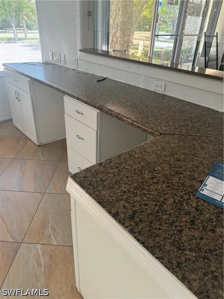 1090 6th Avenue N Naples FL 34102