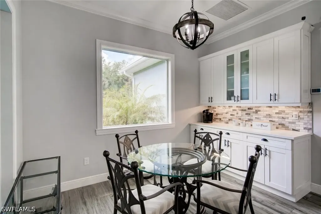 510 10th Avenue NW Naples FL 34120