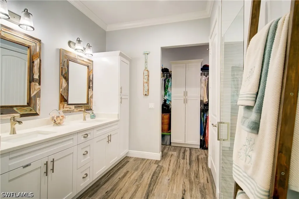 510 10th Avenue NW Naples FL 34120