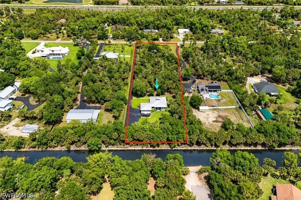 510 10th Avenue NW Naples FL 34120
