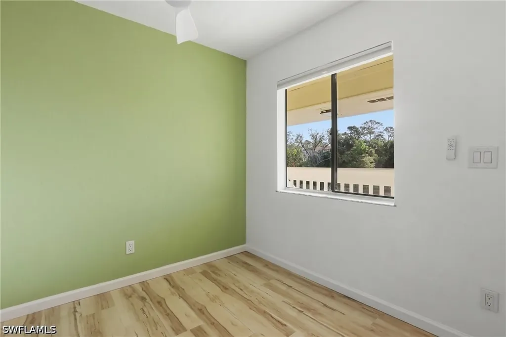 4607 Bayshore Drive Naples FL 34112
