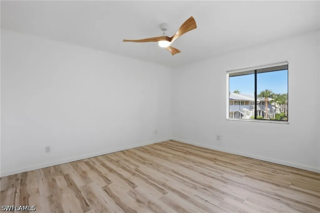 4607 Bayshore Drive Naples FL 34112
