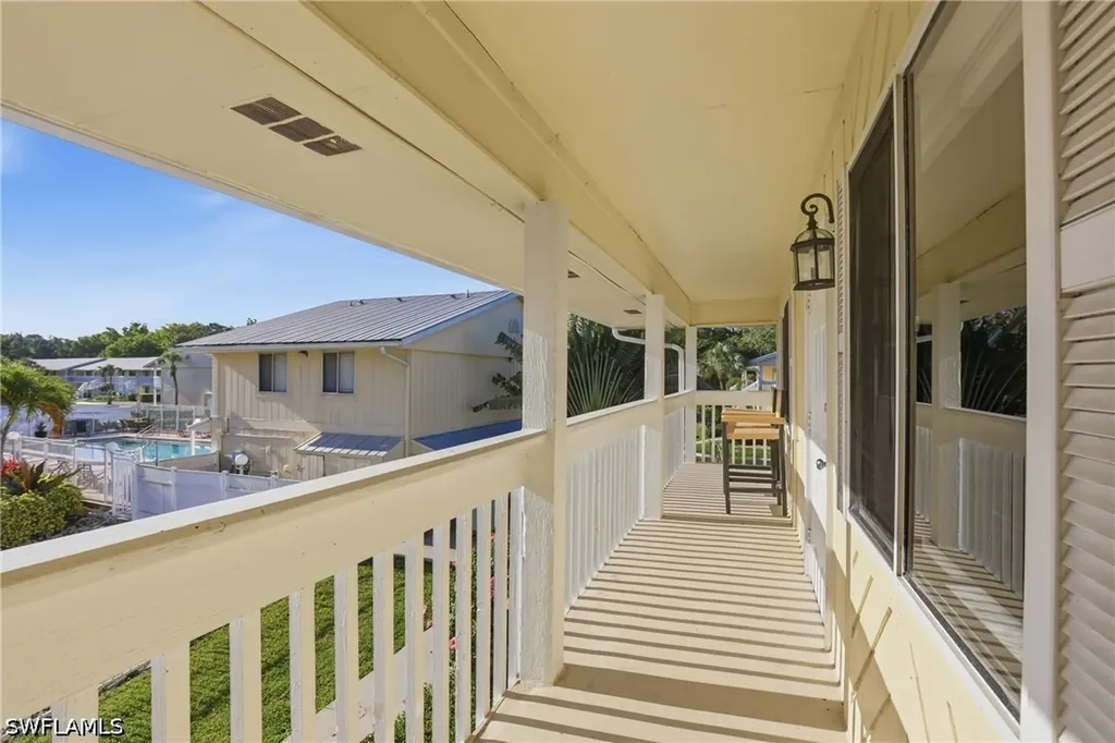 4607 Bayshore Drive Naples FL 34112