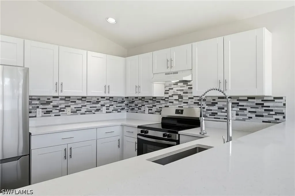 4621 25th Street SW Lehigh Acres FL 33973