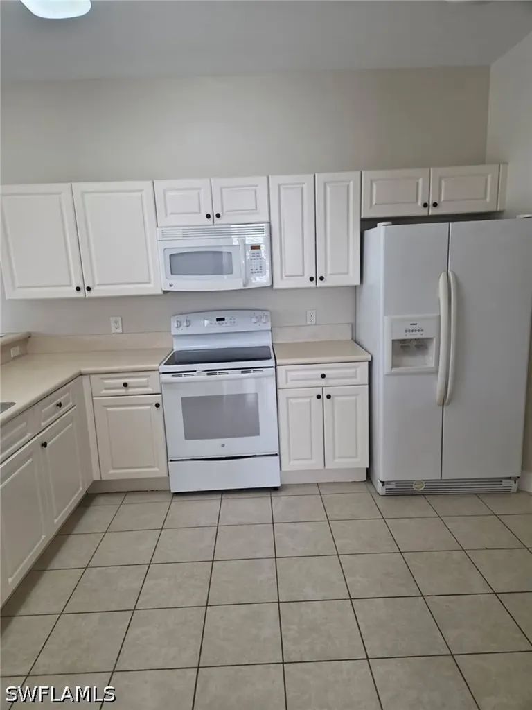 15122 Summit Place Circle Naples FL 34119