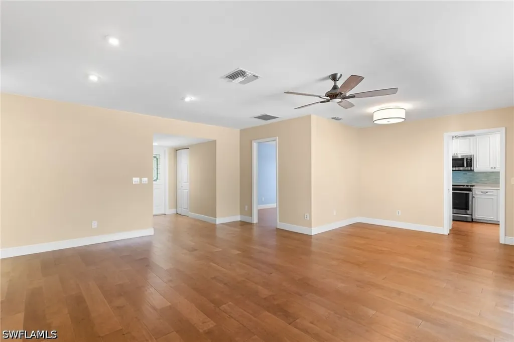 1036 Lake Shore Court Naples FL 34103