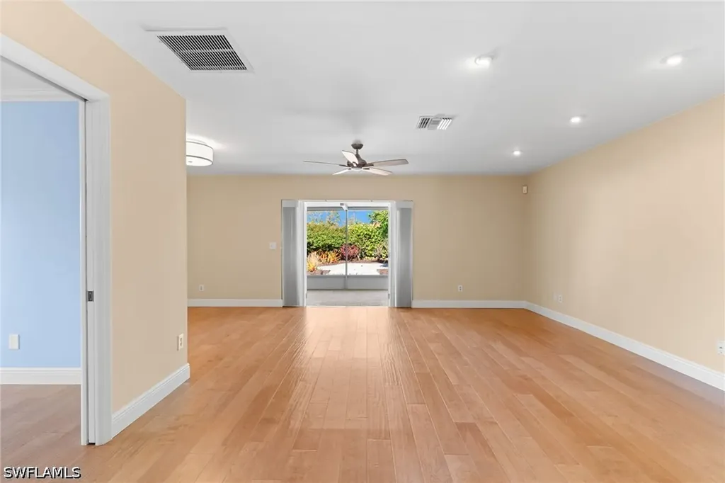 1036 Lake Shore Court Naples FL 34103