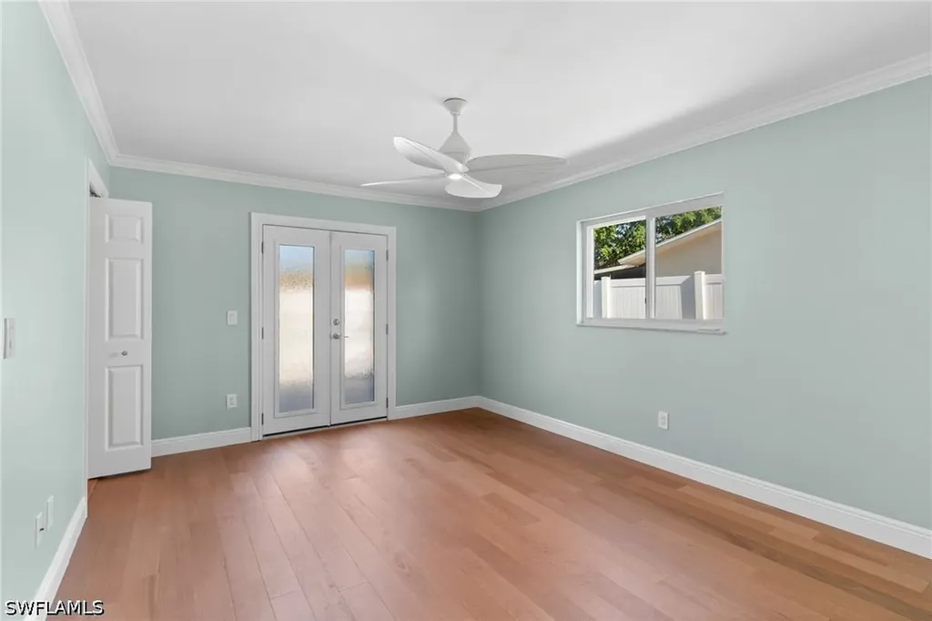 1036 Lake Shore Court Naples FL 34103