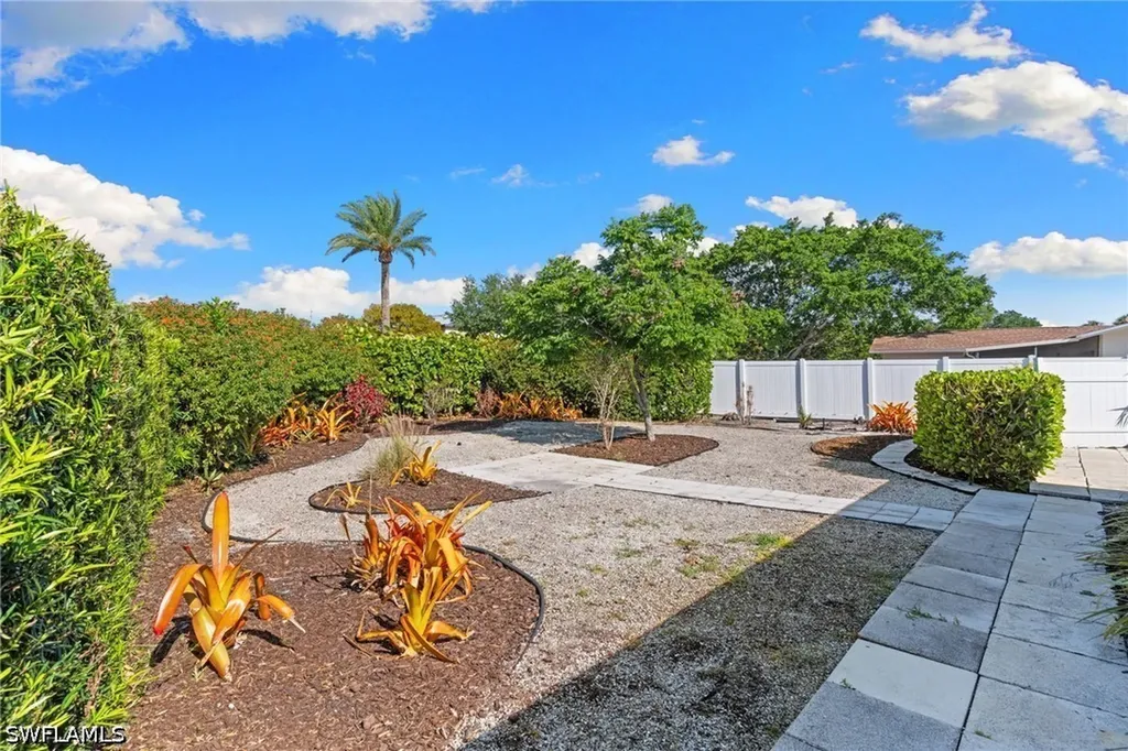 1036 Lake Shore Court Naples FL 34103