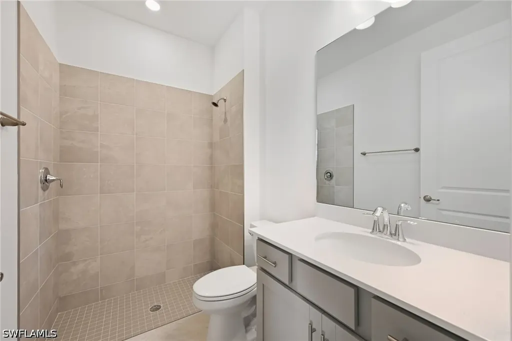 5443 Pikewood Court Ave Maria FL 34142