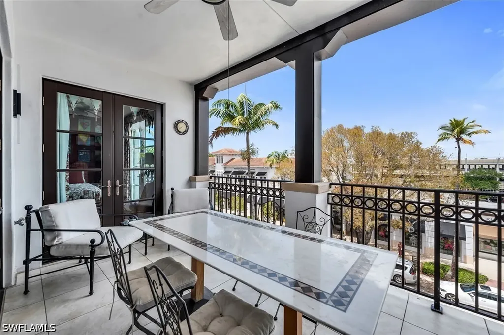 780 5th Avenue S Naples FL 34102