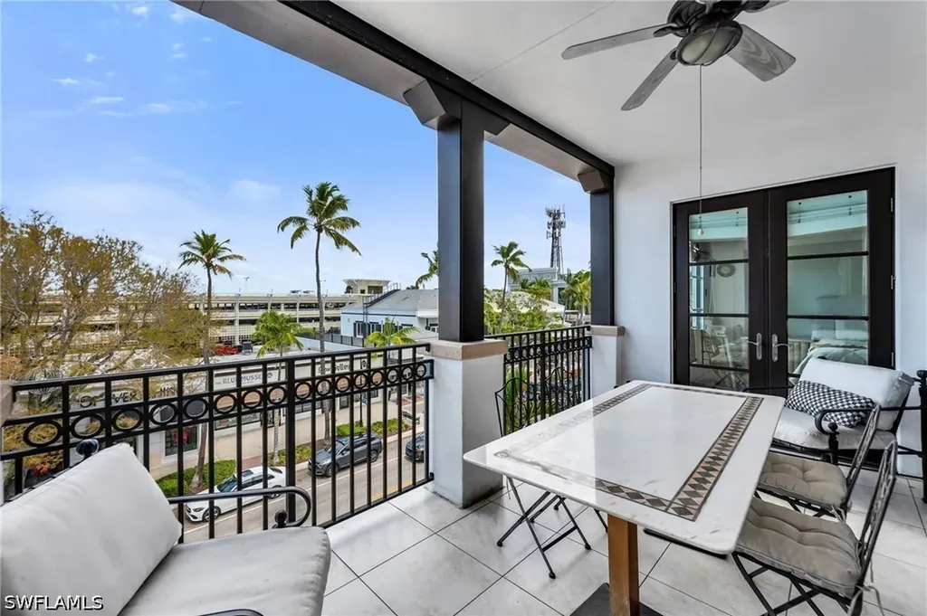 780 5th Avenue S Naples FL 34102