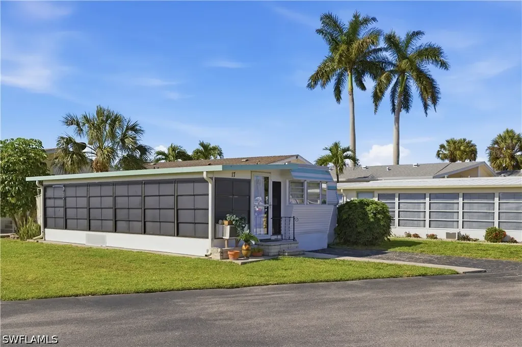 17 Jade Drive Naples FL 34114