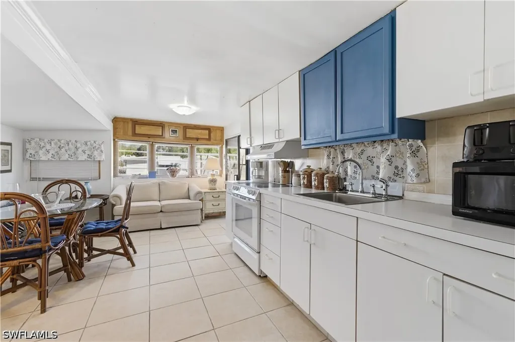17 Jade Drive Naples FL 34114