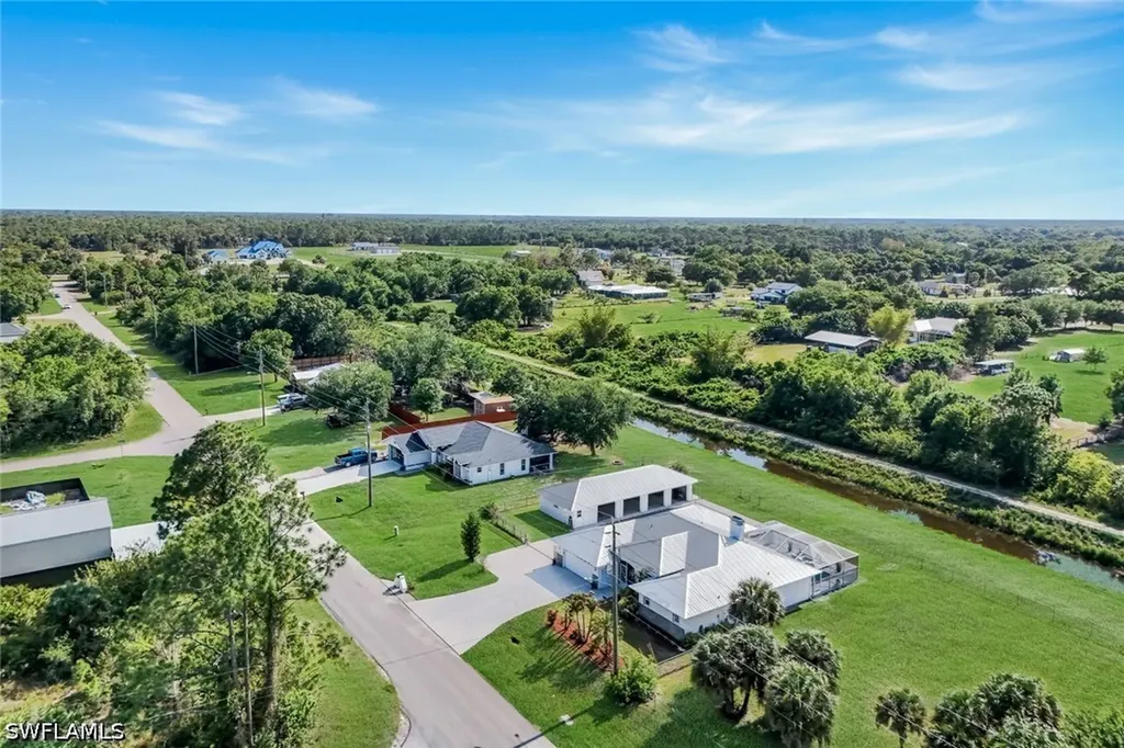 6029 & 6031 Higgins Avenue Fort Myers FL 33905