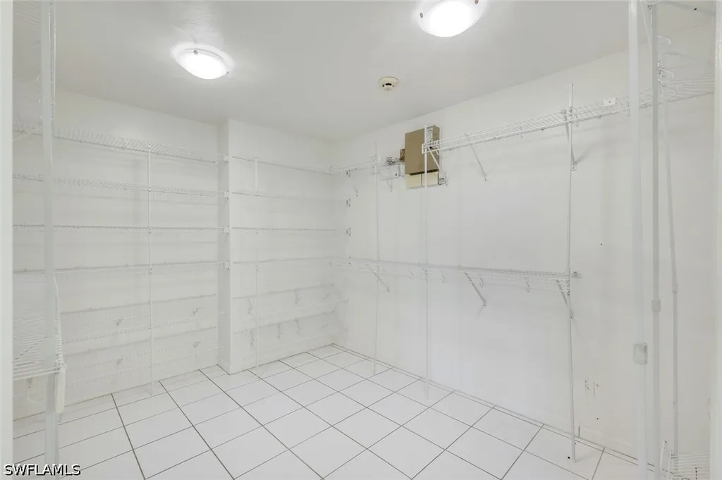 6029 & 6031 Higgins Avenue Fort Myers FL 33905