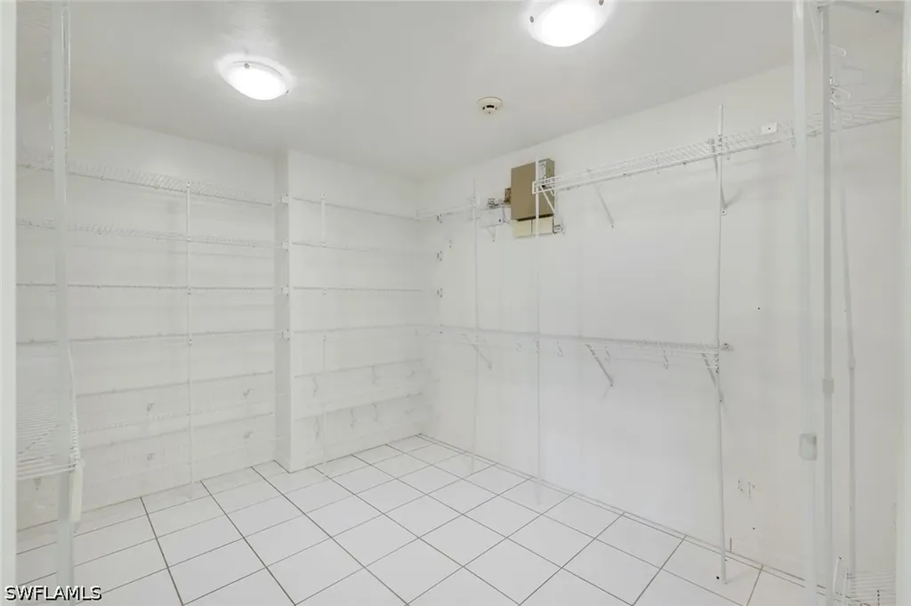 6029 & 6031 Higgins Avenue Fort Myers FL 33905