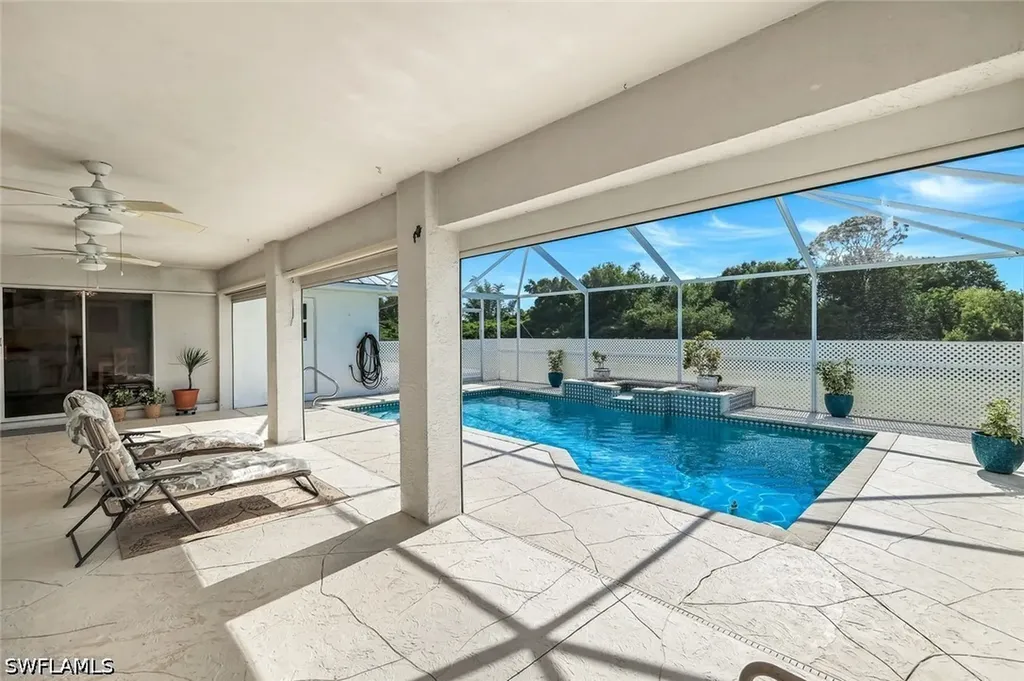 6029 & 6031 Higgins Avenue Fort Myers FL 33905