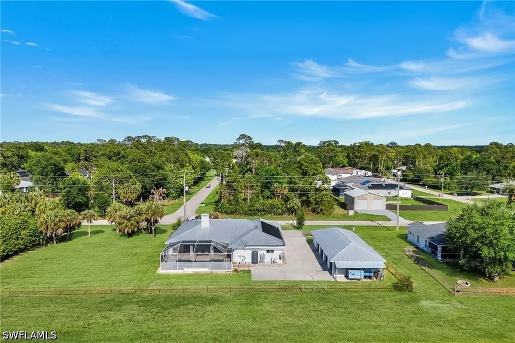 6029 & 6031 Higgins Avenue Fort Myers FL 33905