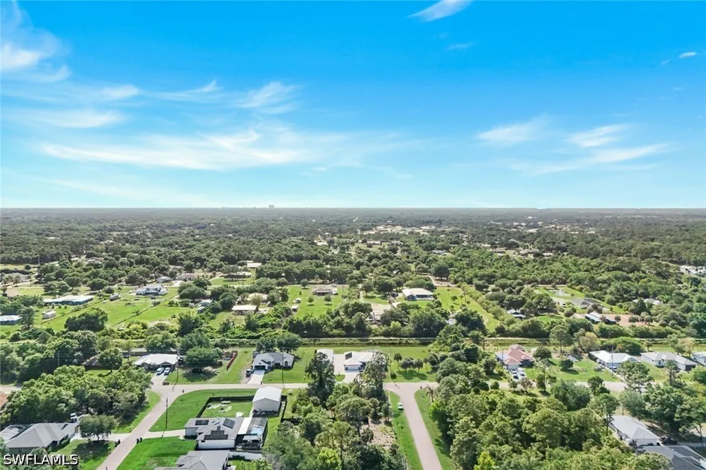 6029 & 6031 Higgins Avenue Fort Myers FL 33905