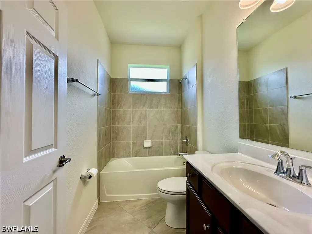 1823 Alameda Drive Naples FL 34120