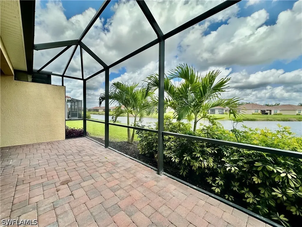1823 Alameda Drive Naples FL 34120