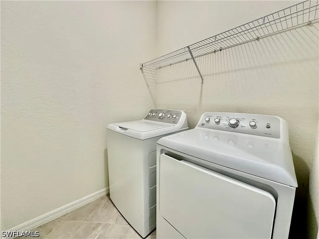1823 Alameda Drive Naples FL 34120
